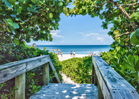 Naples Vacation Rentals Homes Condos Villas From 131 Cuddlynest