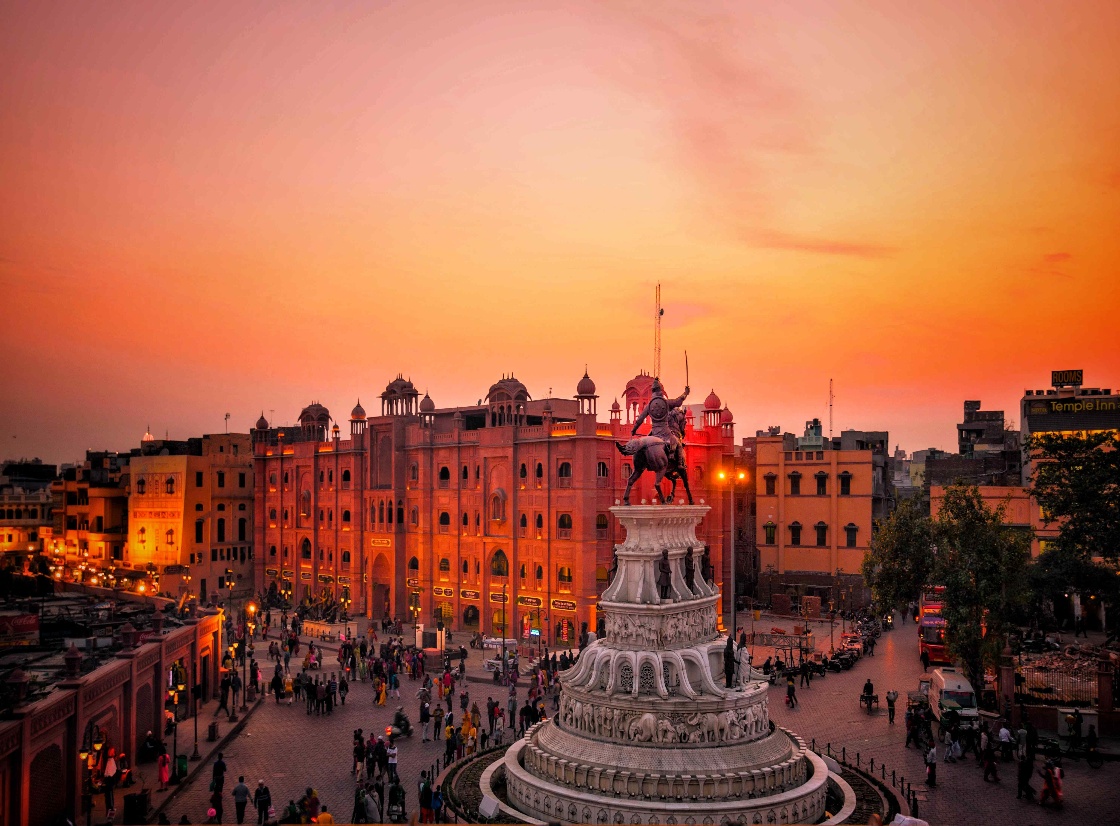 Best places to stay in Amritsar - Get up to 23% off | CuddlyNest