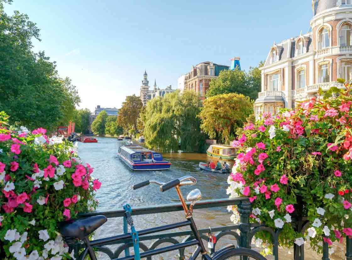 Amsterdam background image
