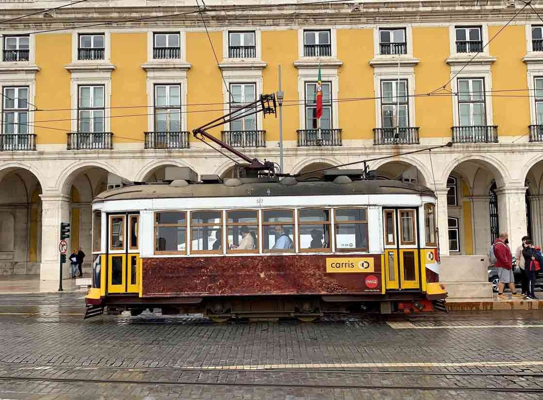 Lisbon background image