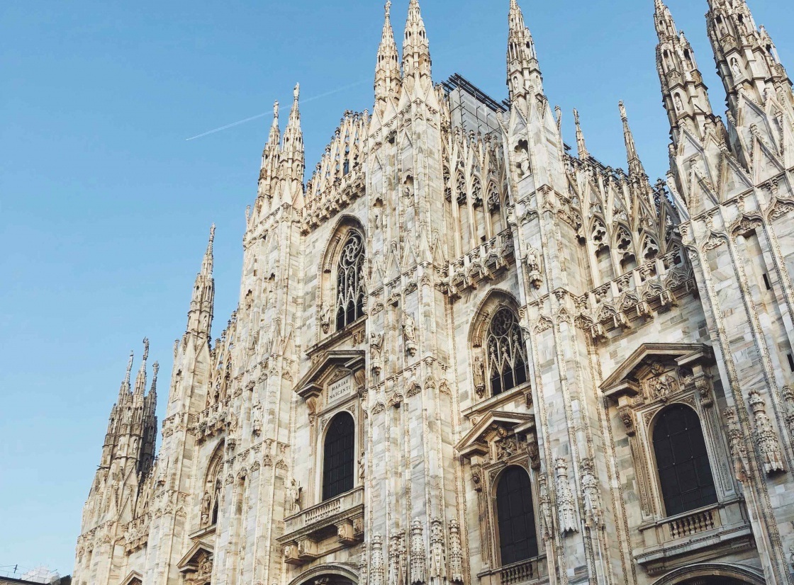 Best places to stay in Milan - Get up to 23% off | CuddlyNest