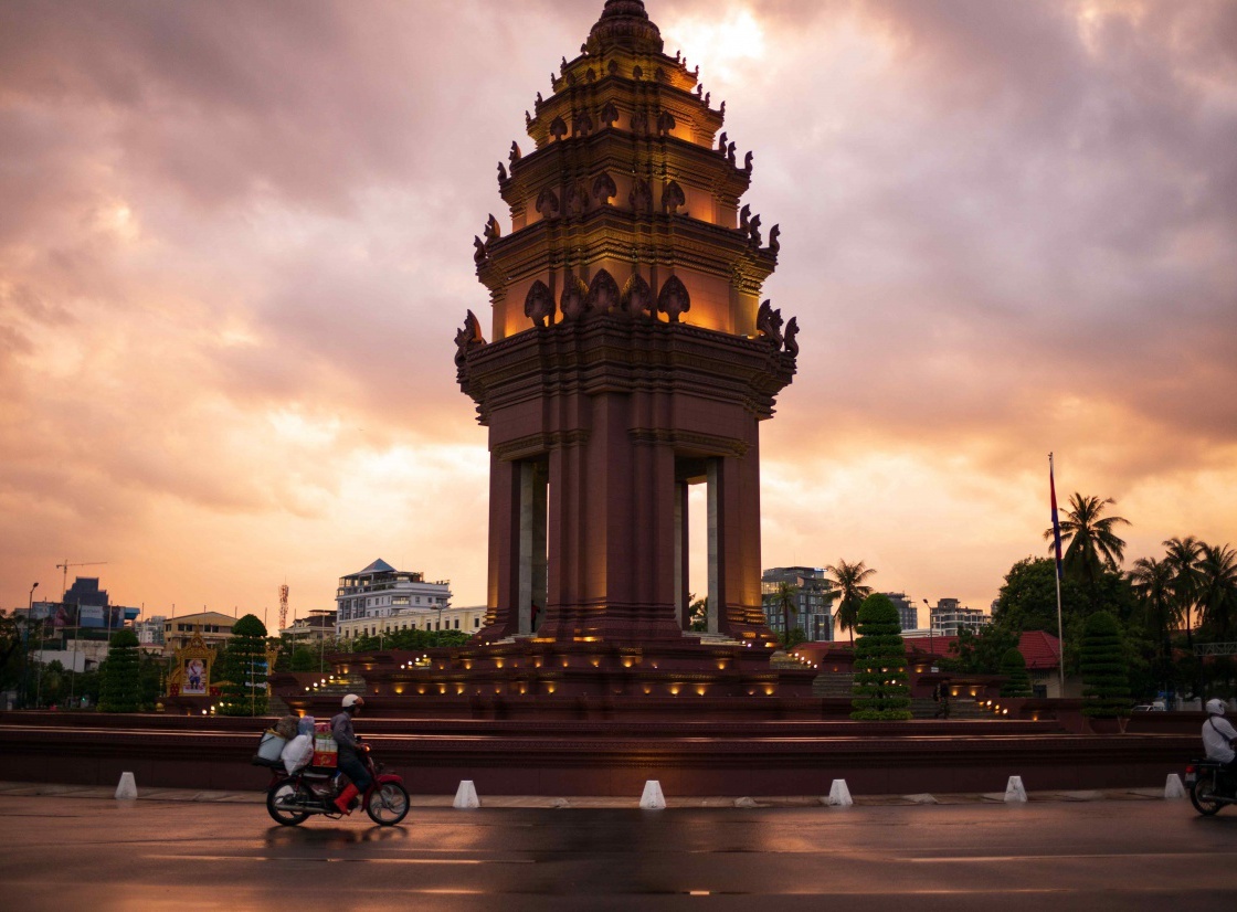Best places to stay in Phnom Penh - Get up to 23% off | CuddlyNest